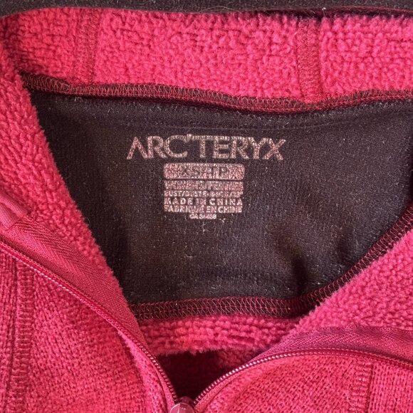 Arcteryx Fleece Sweater Pink Raspberry Jacket XS Full Zip Gorpcore Outdoor Trail - Picture 12 of 15